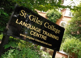 Школа St Giles London Highgate