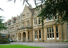 St. Hilda's College