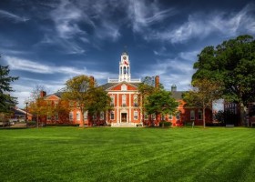 Школа Phillips Exeter Academy